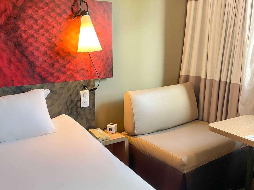 Готель Ibis Bordeaux Centre Bastide Номер фото